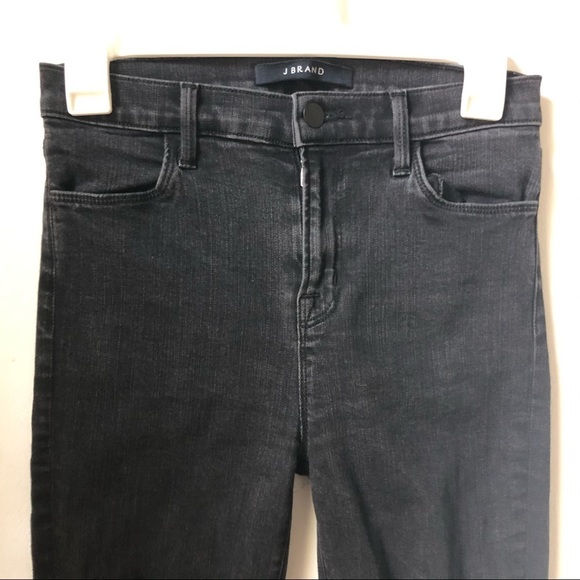 J Brand Women’s High Waisted Skinny Black Jeans Distressed Mob Wife Size 27 - Picture 5 of 8
